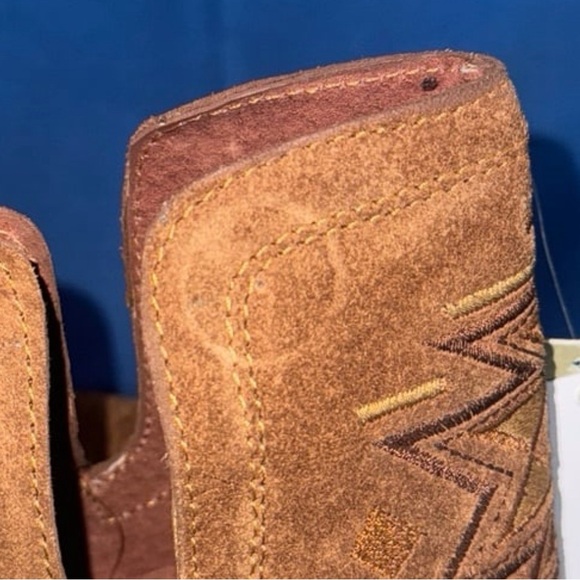 NWT Women’s Size 8 Roper Aztec Suede Brown Ankle Boots - Picture 7 of 7